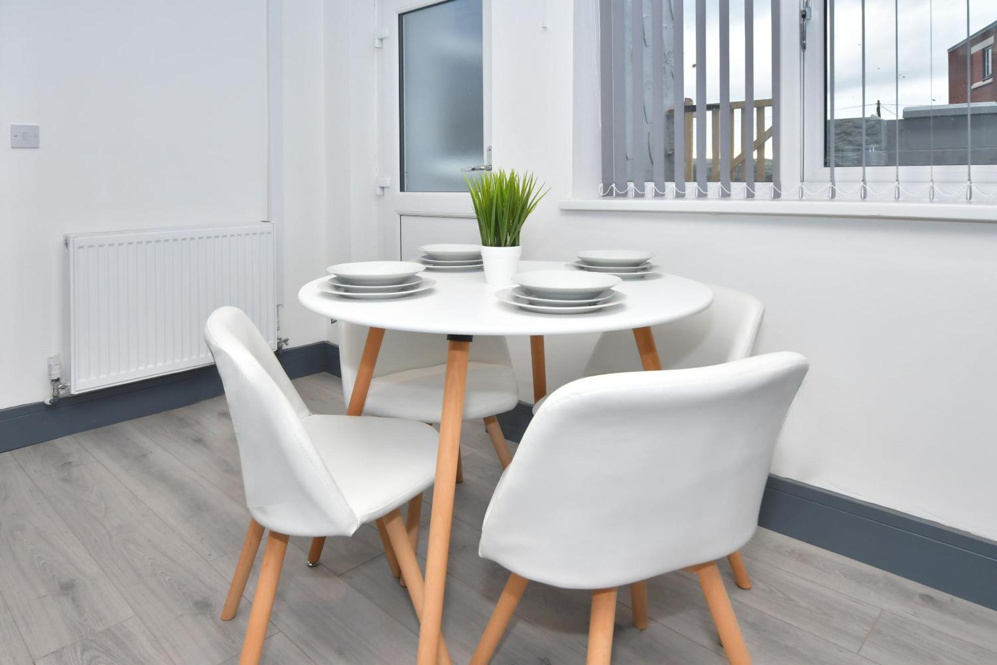 Townhouse @ 24 Brunswick Place Stoke Etruria Bagian luar foto