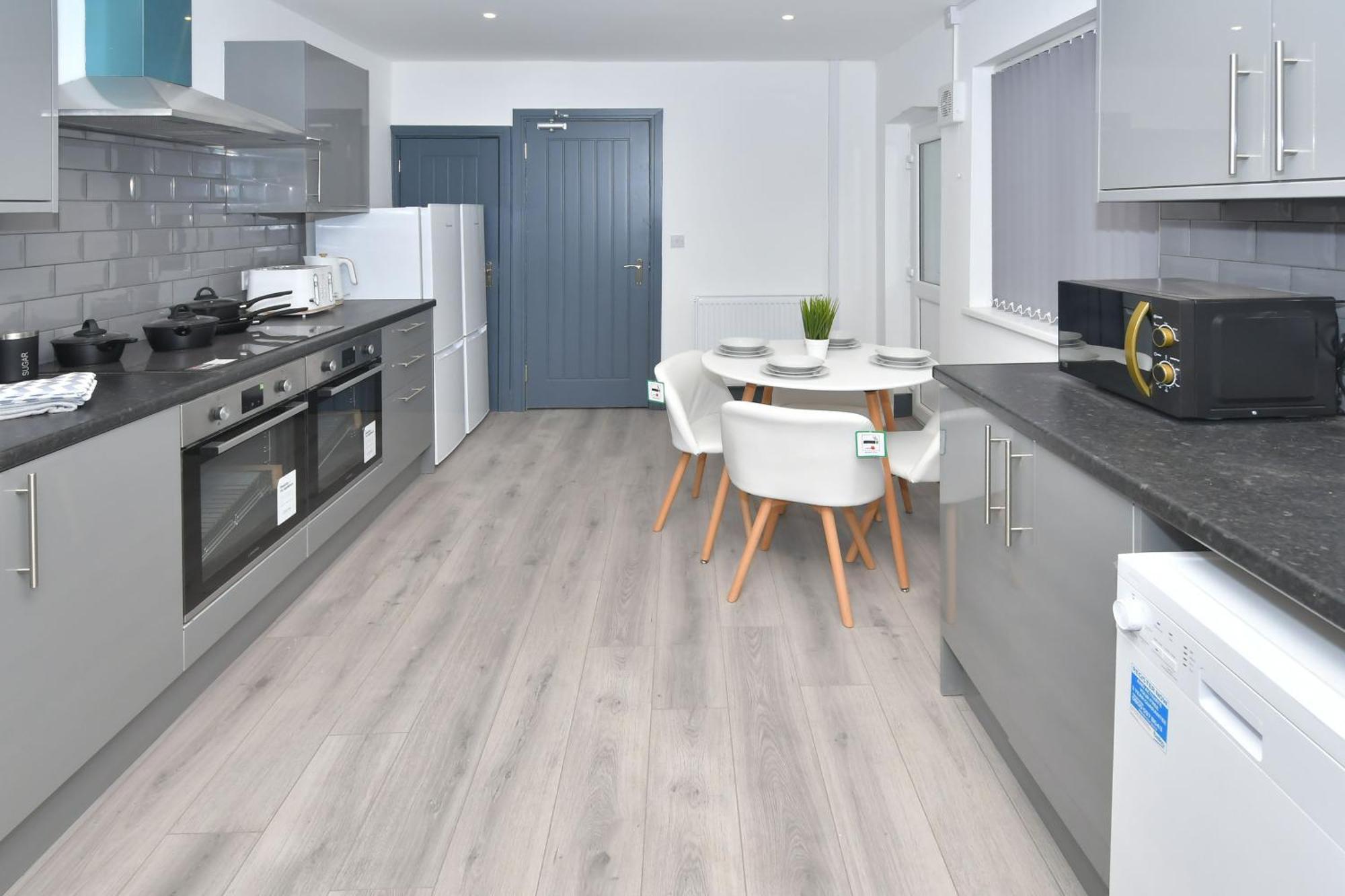 Townhouse @ 24 Brunswick Place Stoke Etruria Bagian luar foto