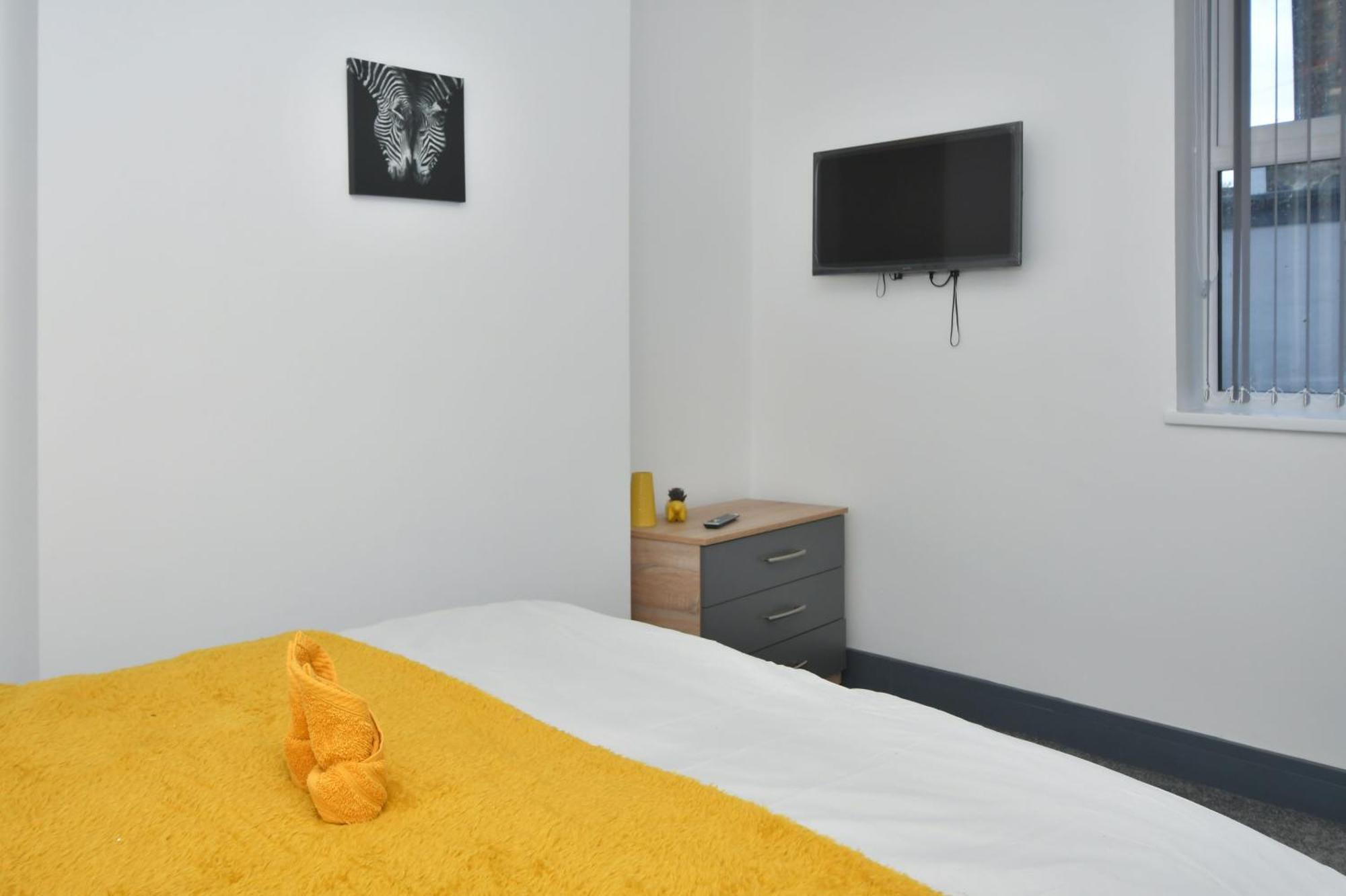 Townhouse @ 24 Brunswick Place Stoke Etruria Bagian luar foto