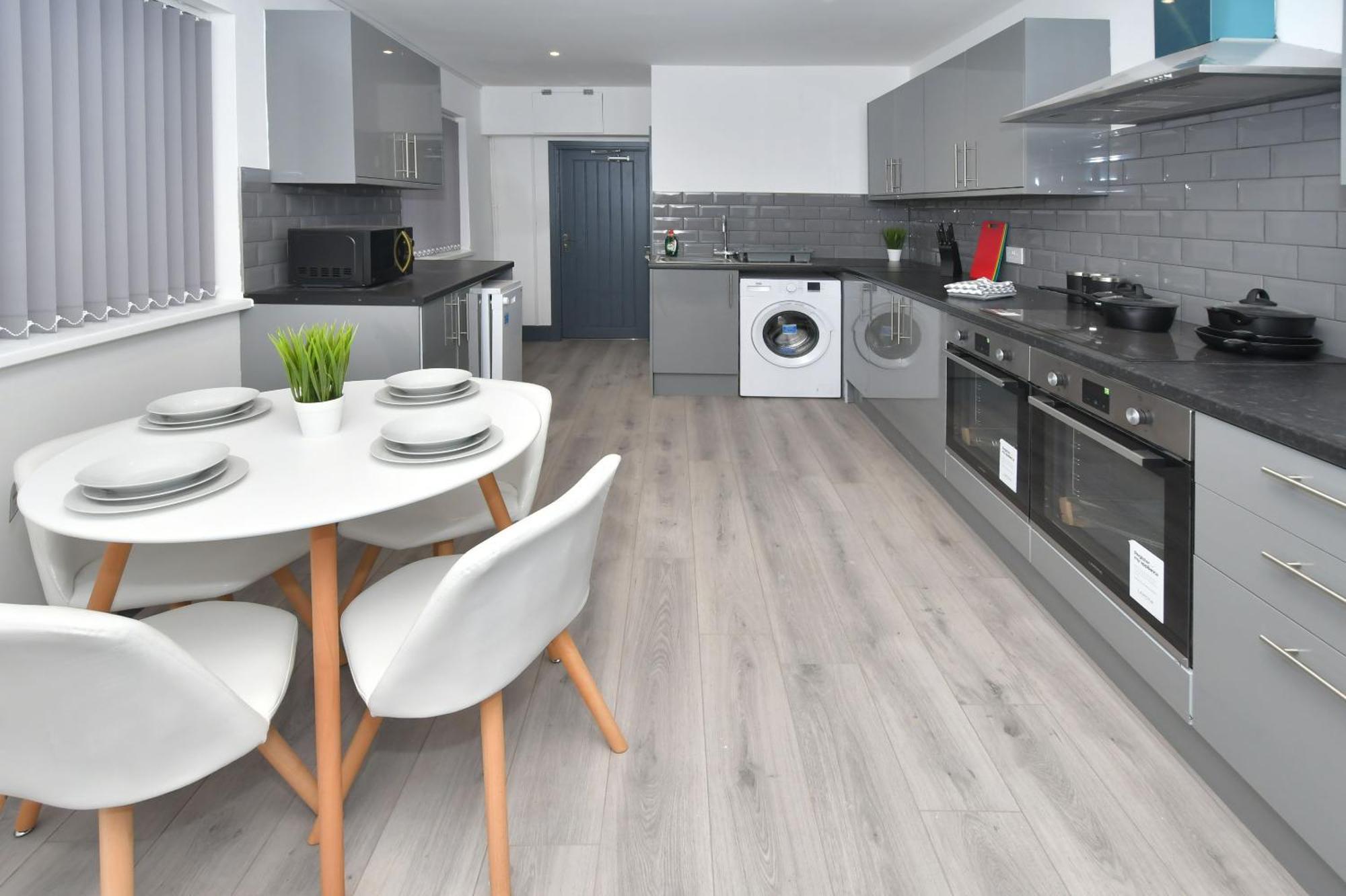 Townhouse @ 24 Brunswick Place Stoke Etruria Bagian luar foto