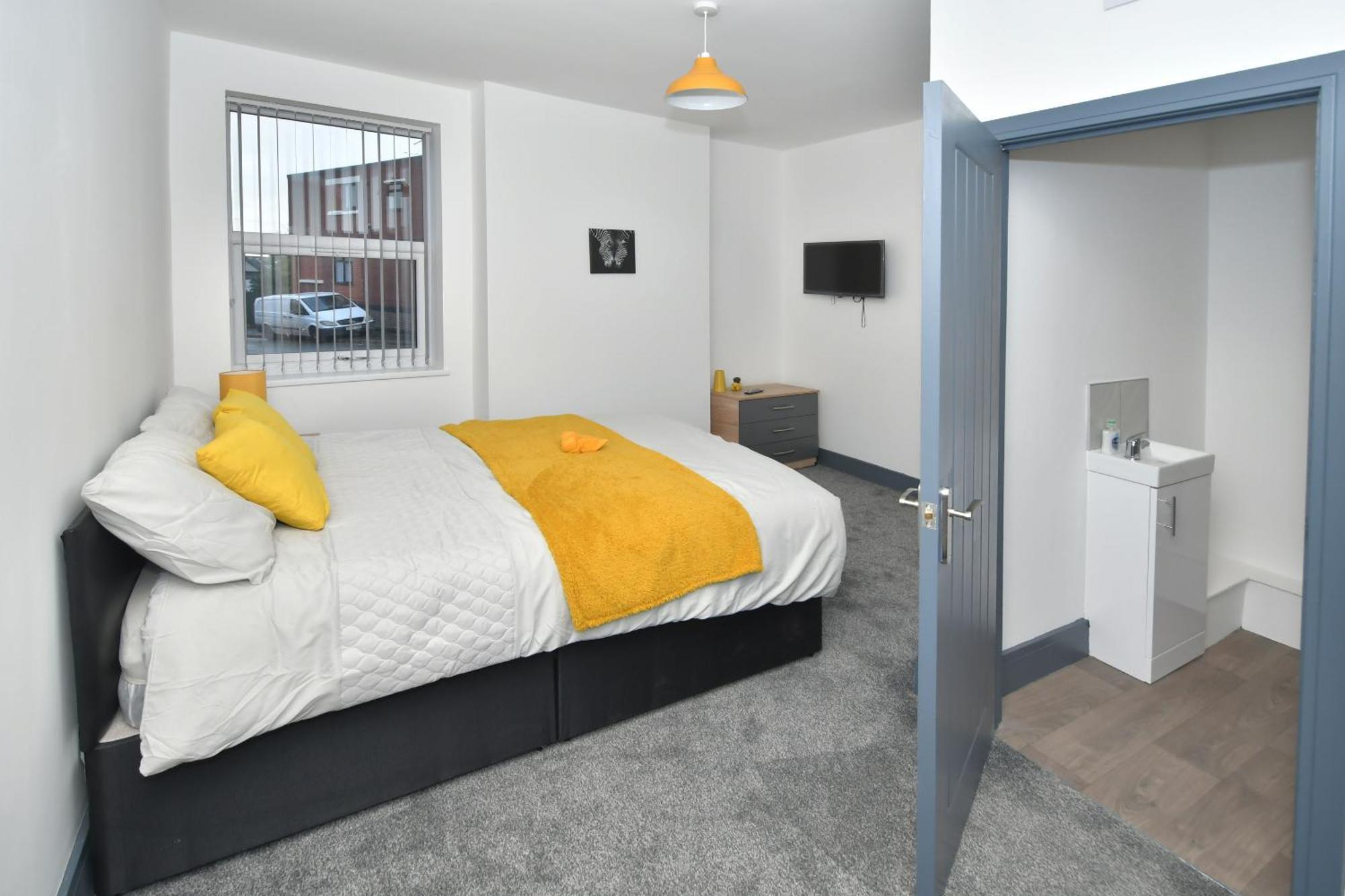 Townhouse @ 24 Brunswick Place Stoke Etruria Bagian luar foto